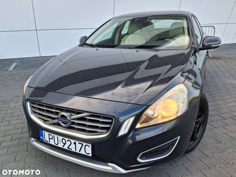 Volvo S60 D3 Geartronic Summum - 13