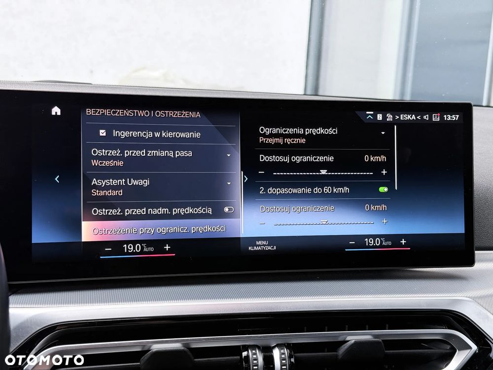 BMW Seria 3 320d xDrive M Sport - 38