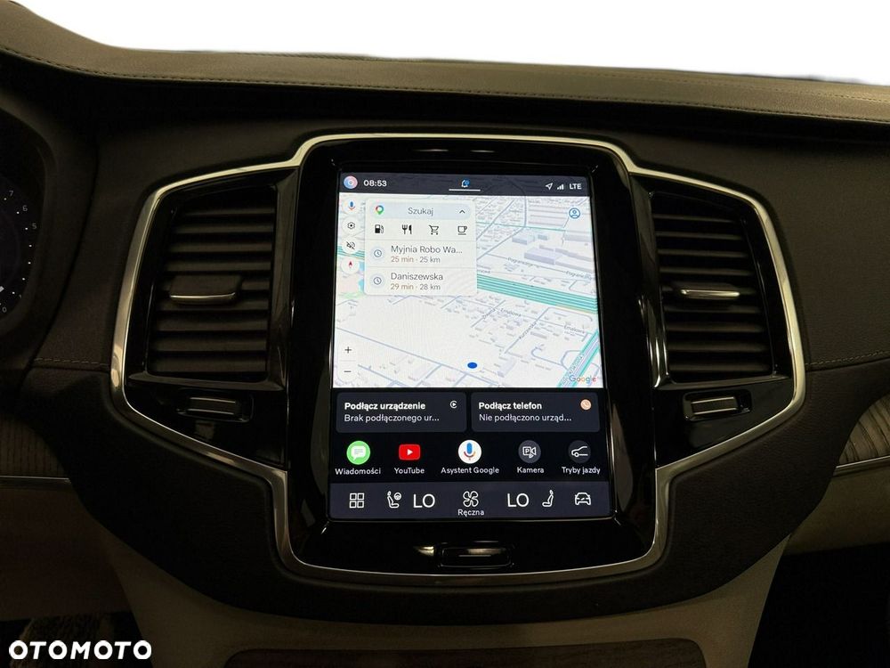 Volvo XC 90 - 21