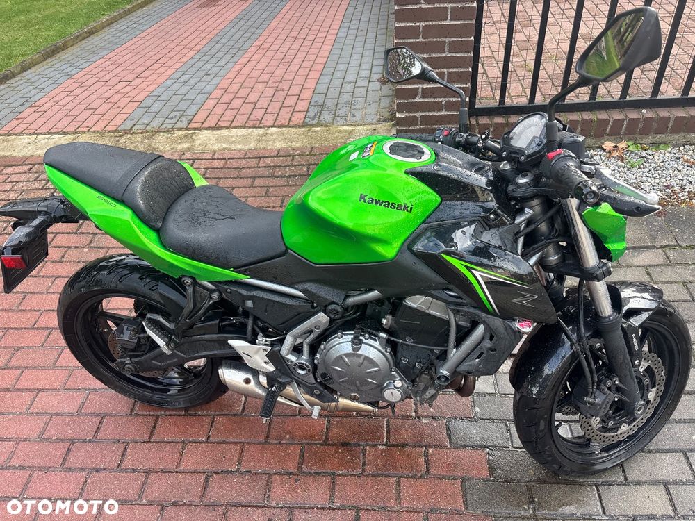 Kawasaki Z 650 - 11