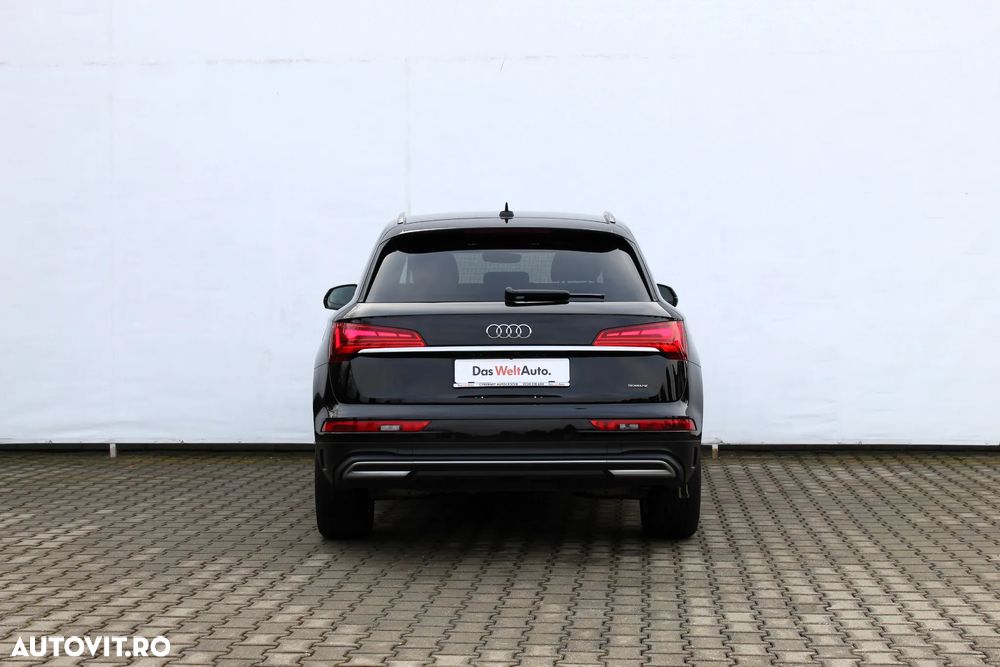 Audi Q5 50 TFSIe quattro S tronic S line - 4