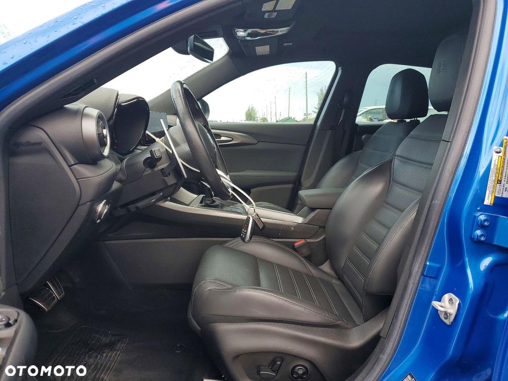 Alfa Romeo Tonale 1.3 VGT Q4 Veloce - 8