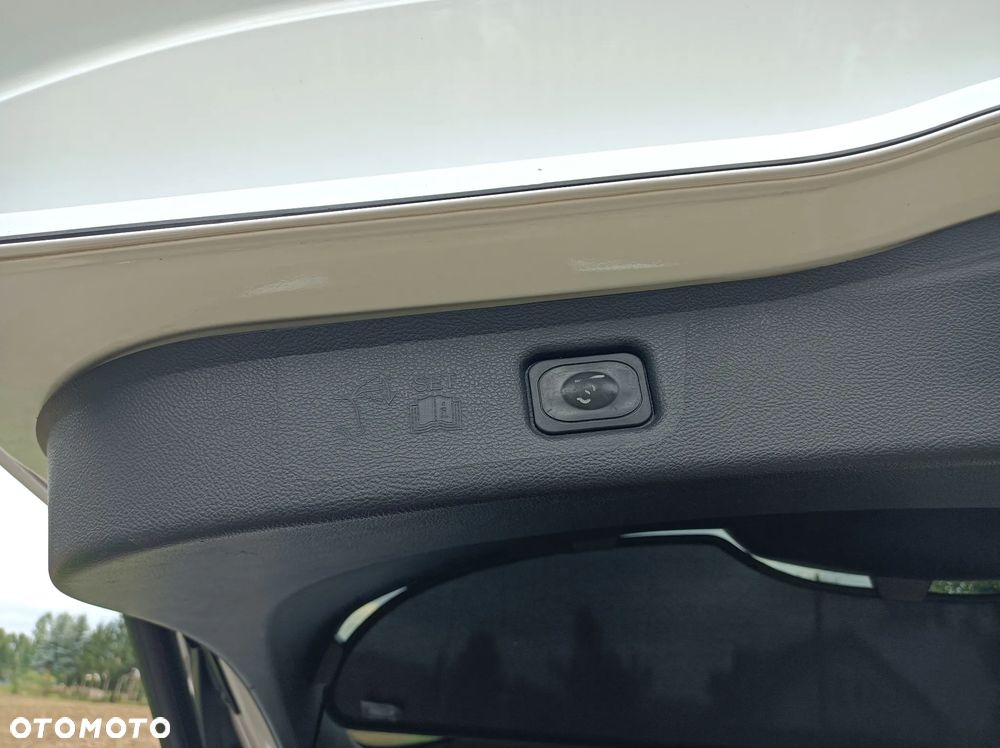 Ford S-Max 2.0 TDCi Titanium PowerShift - 26
