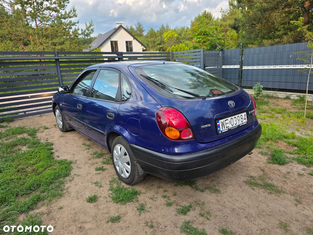 Toyota Corolla 1.6 Terra1 - 8