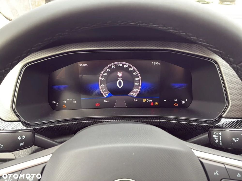 Volkswagen T-Cross - 16