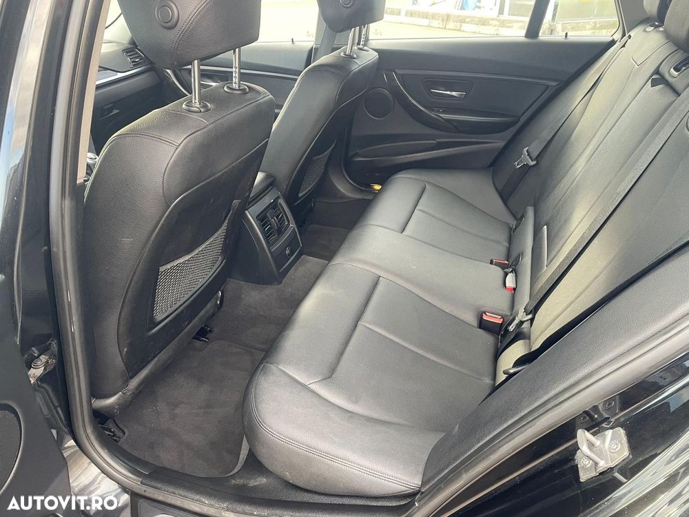 BMW Seria 3 318d Luxury Line - 14