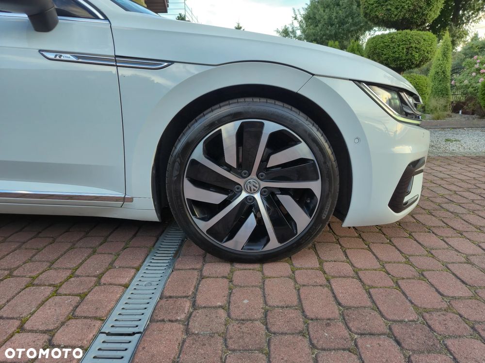Volkswagen Arteon 2.0 TDI SCR R-Line DSG - 11