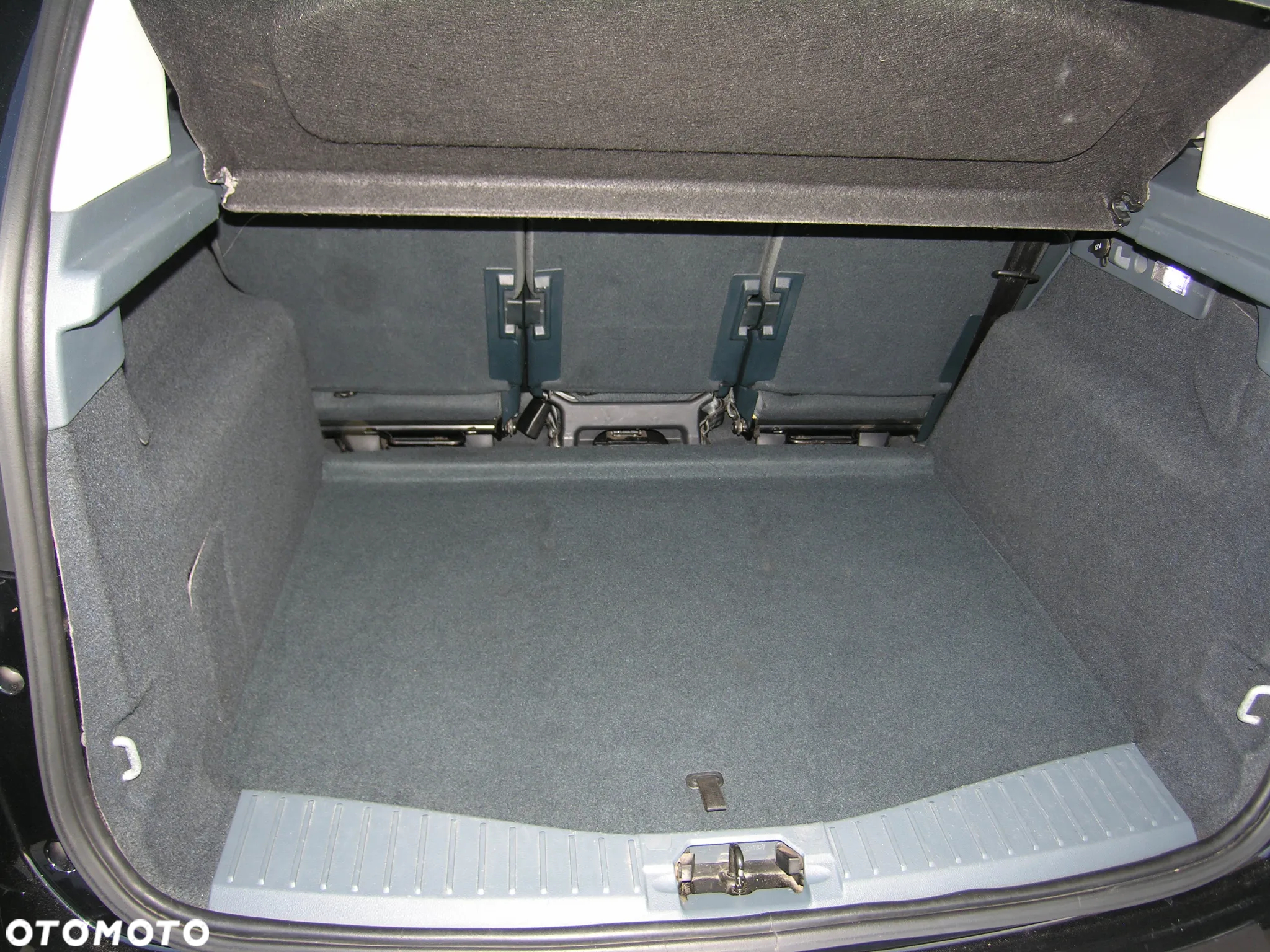 Ford C-MAX 1.6 TDCi Start-Stop-System Business Edition - 32