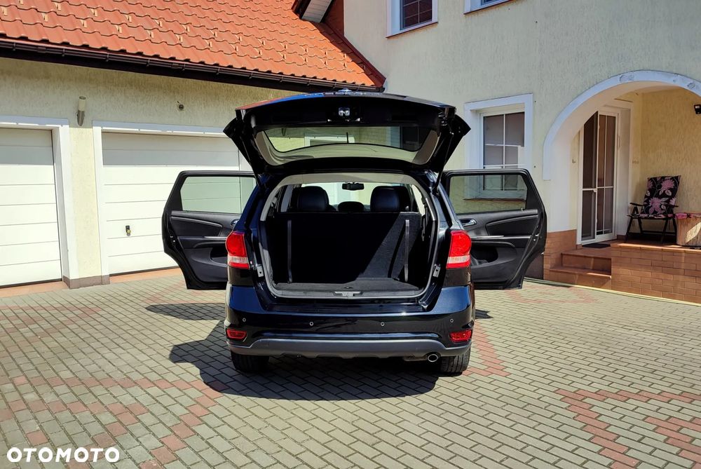 Fiat Freemont 2.0 Multijet Urban - 17
