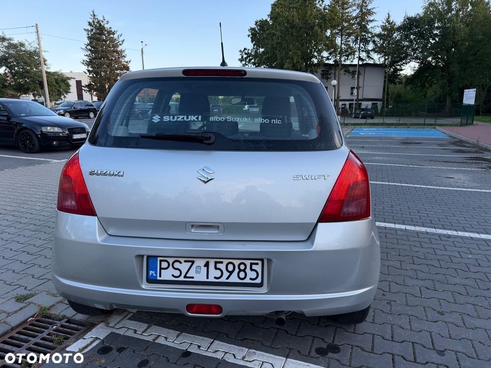 Suzuki Swift - 11