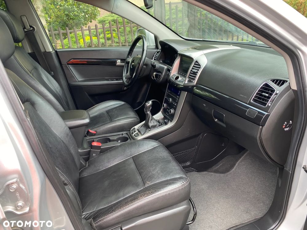Chevrolet Captiva 2.2 TD AWD LTZ - 9