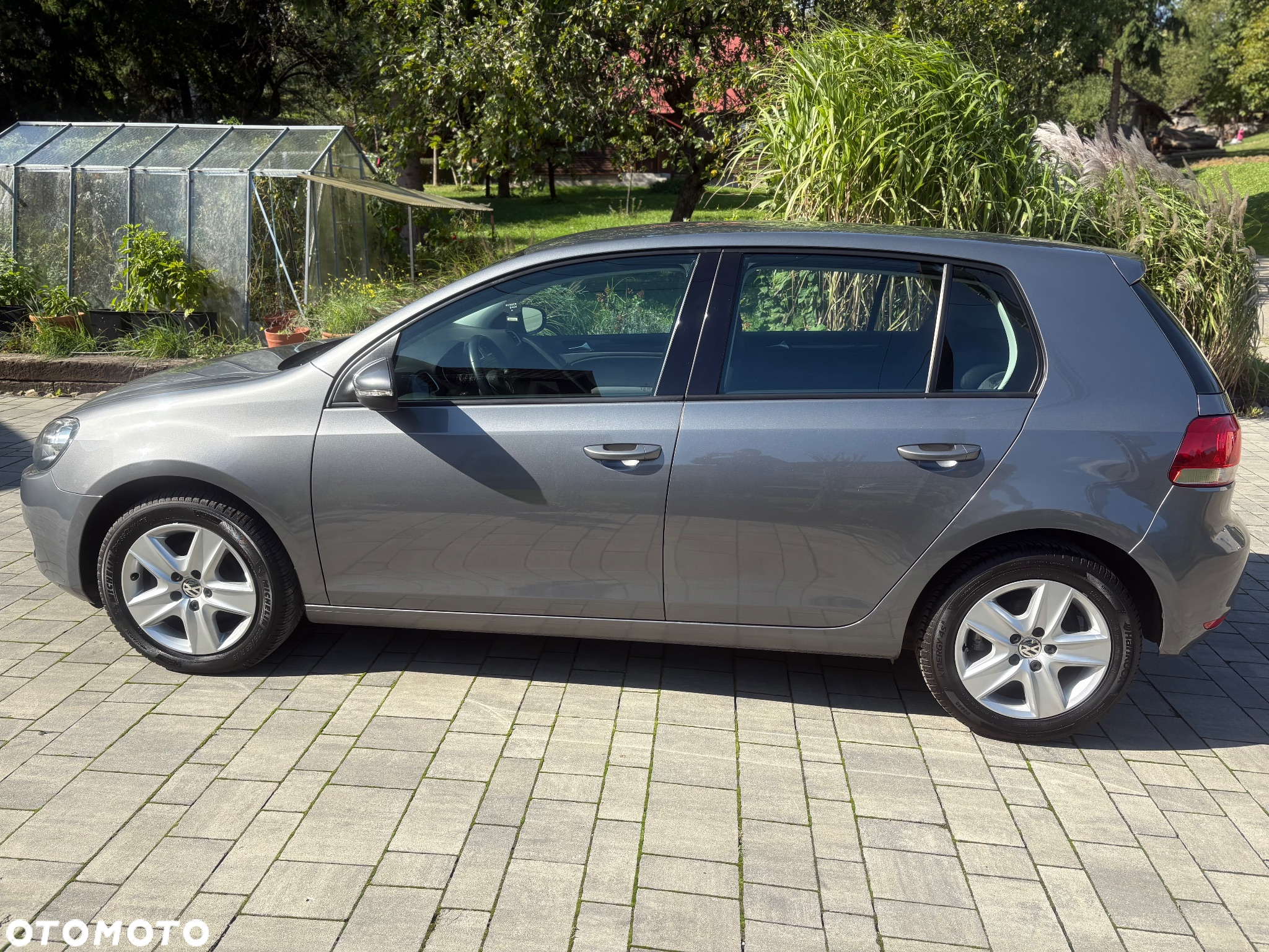 Volkswagen Golf - 18
