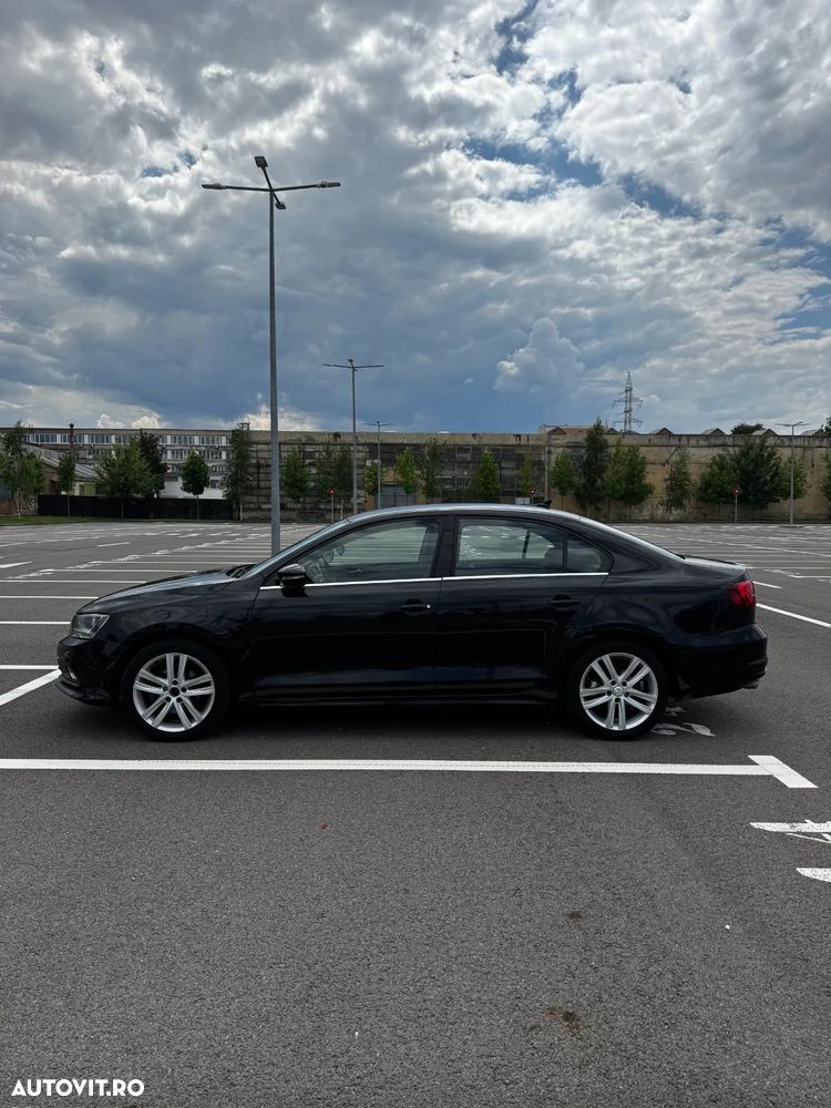 Volkswagen Jetta 1.4 TSI Comfortline - 7