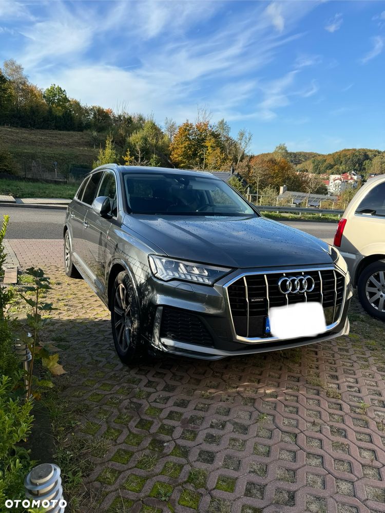 Audi Q7 - 1