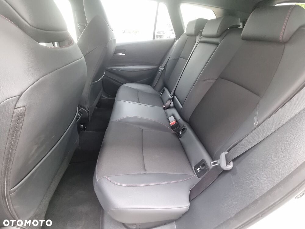 Toyota Corolla 2.0 Hybrid GR Sport - 13