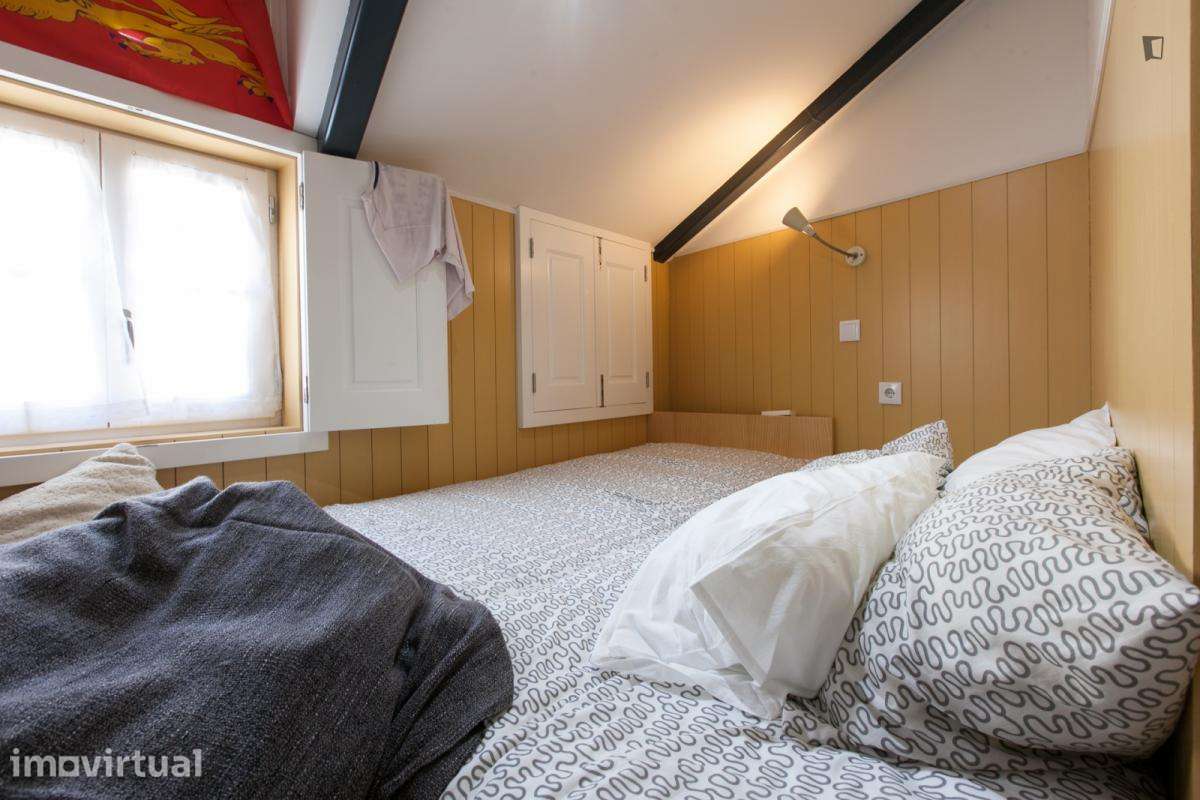 Quarto - localizado em Paranhos Porto - Grande imagem: 4/41