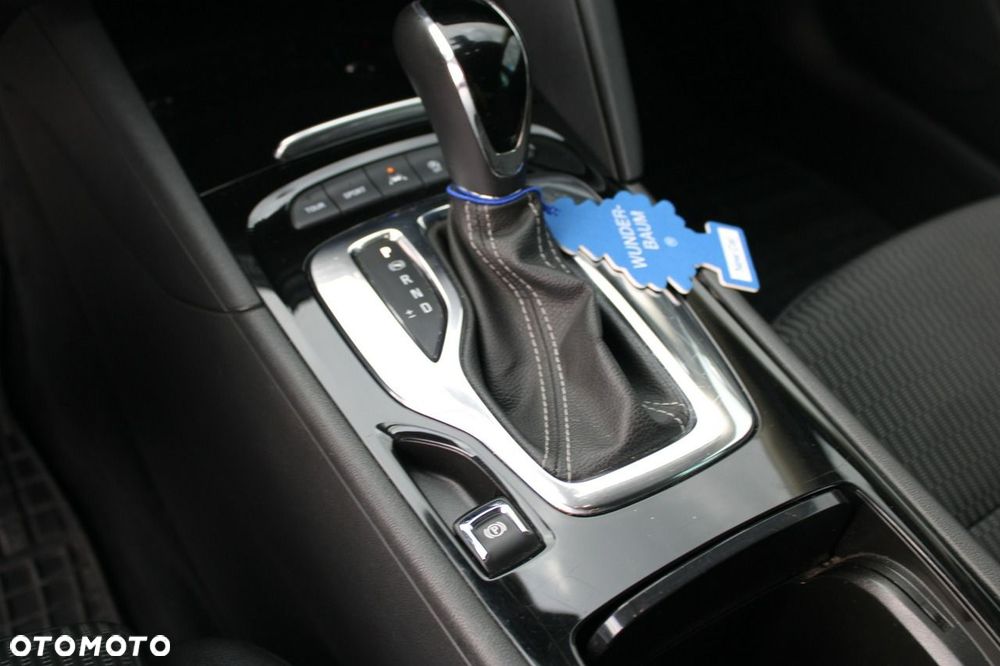 Opel Insignia - 26