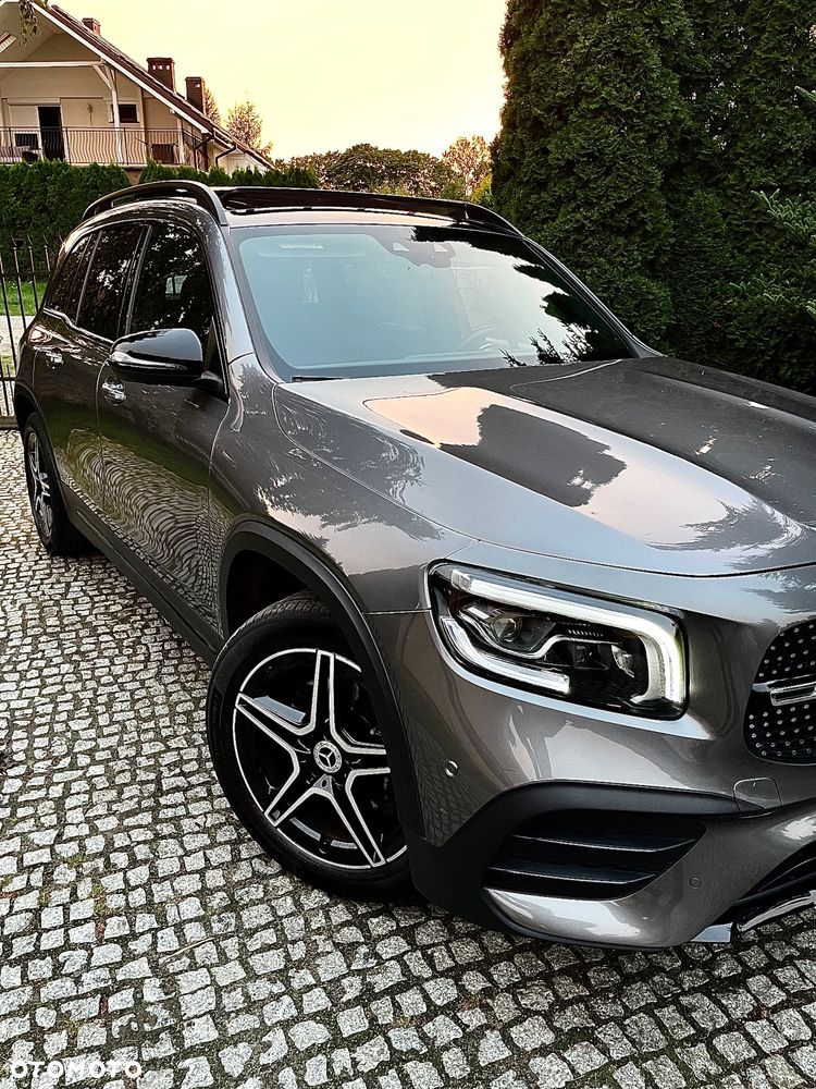Mercedes-Benz GLB 200 7G-DCT AMG Line - 4