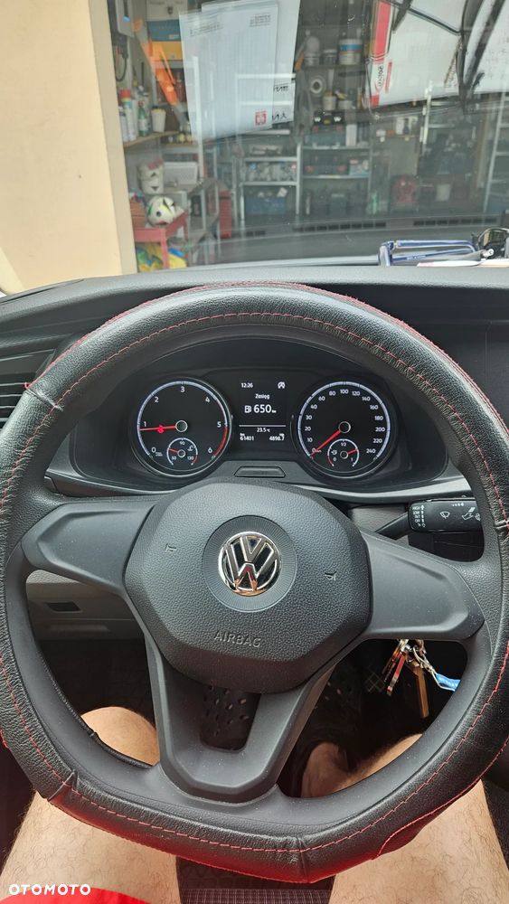 Volkswagen Transporter T6.1 7J0 - 21