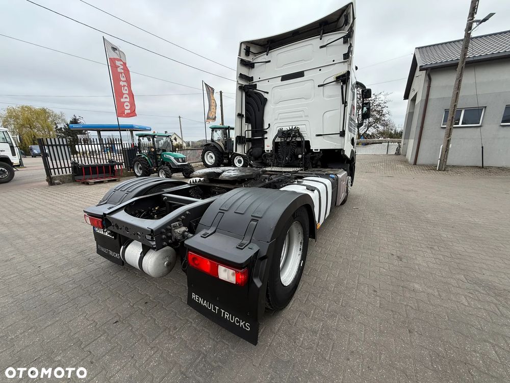 Renault T440 - 6