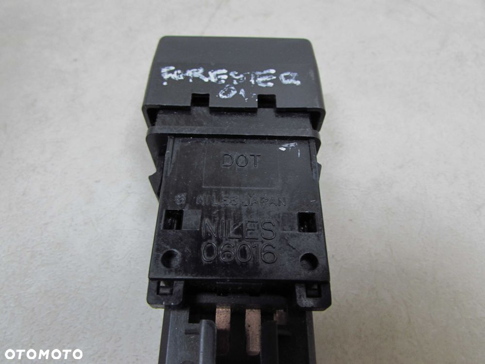 SUBARU FORESTER I 97-02 PRZELACZNIK SWIATEL AWARYJNYCH - 5