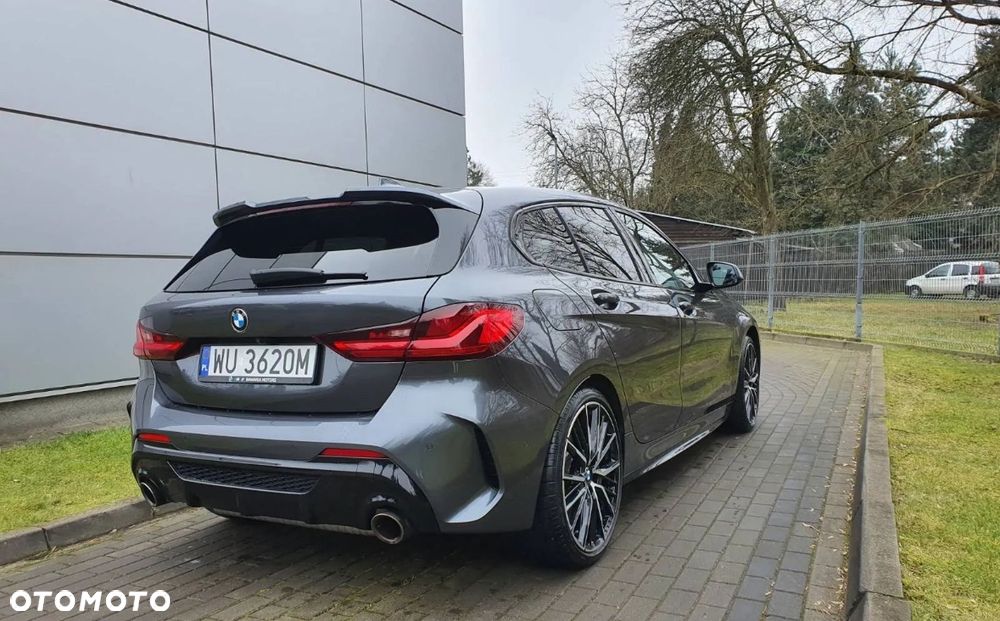 BMW M135I 2021 photo 2