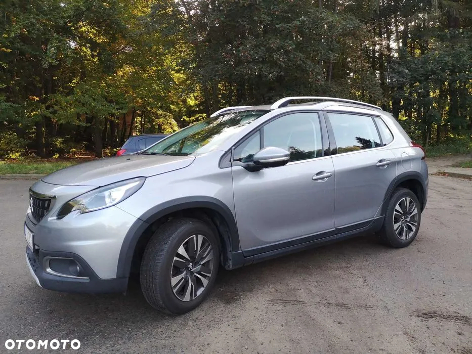 Peugeot 2008 1.2 Pure Tech GPF Allure S&S - 5
