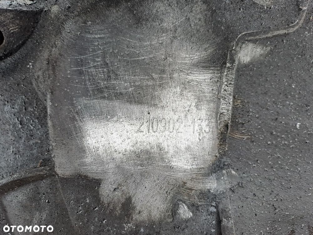 Audi A6 C5 1.9 TDi 130KM AWX skrzynia 6-biegowa 8150070803 - 3