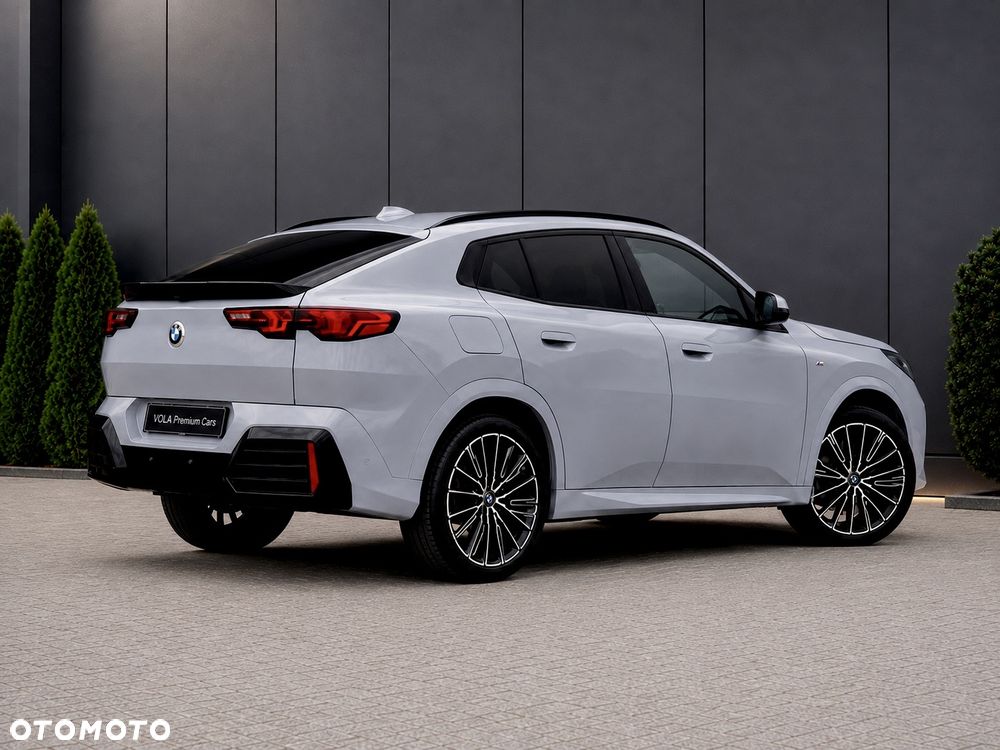 BMW X2 xDrive20d - 12