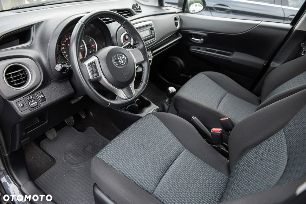 Toyota Yaris - 15