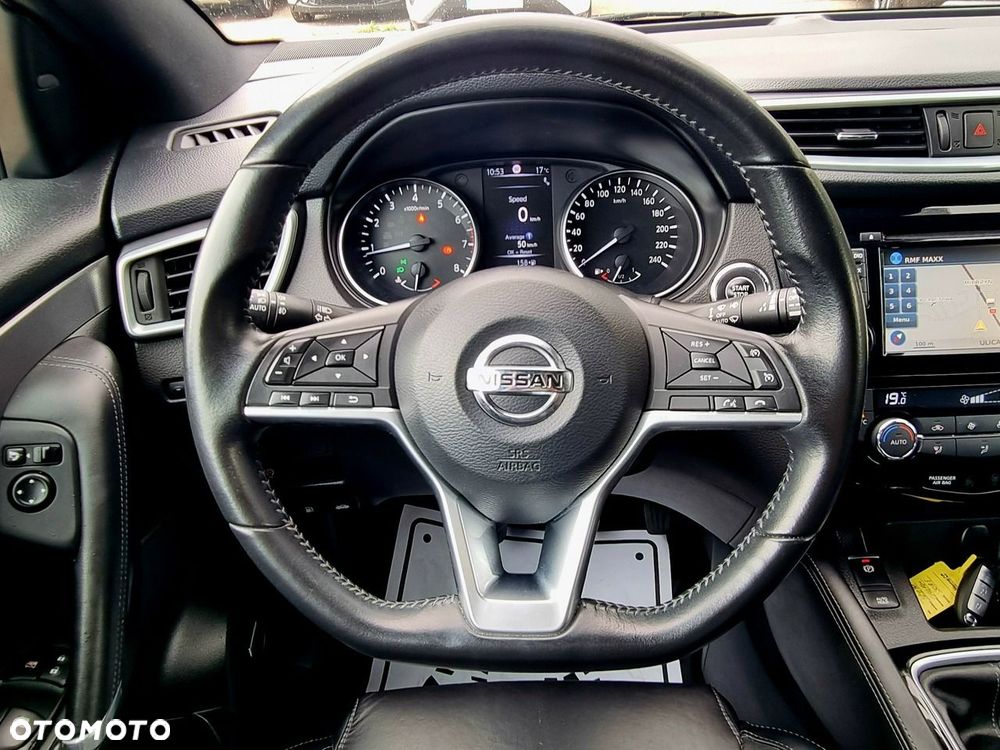Nissan Qashqai - 14