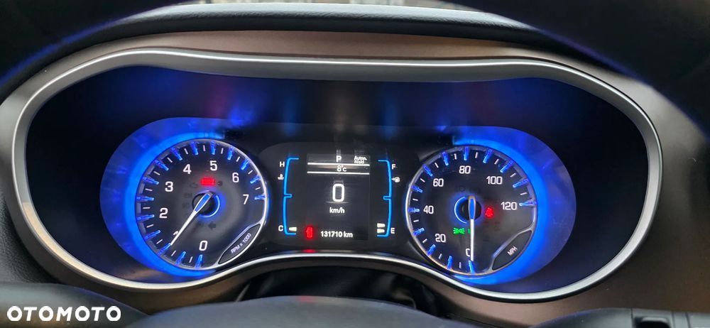 Chrysler Pacifica - 9