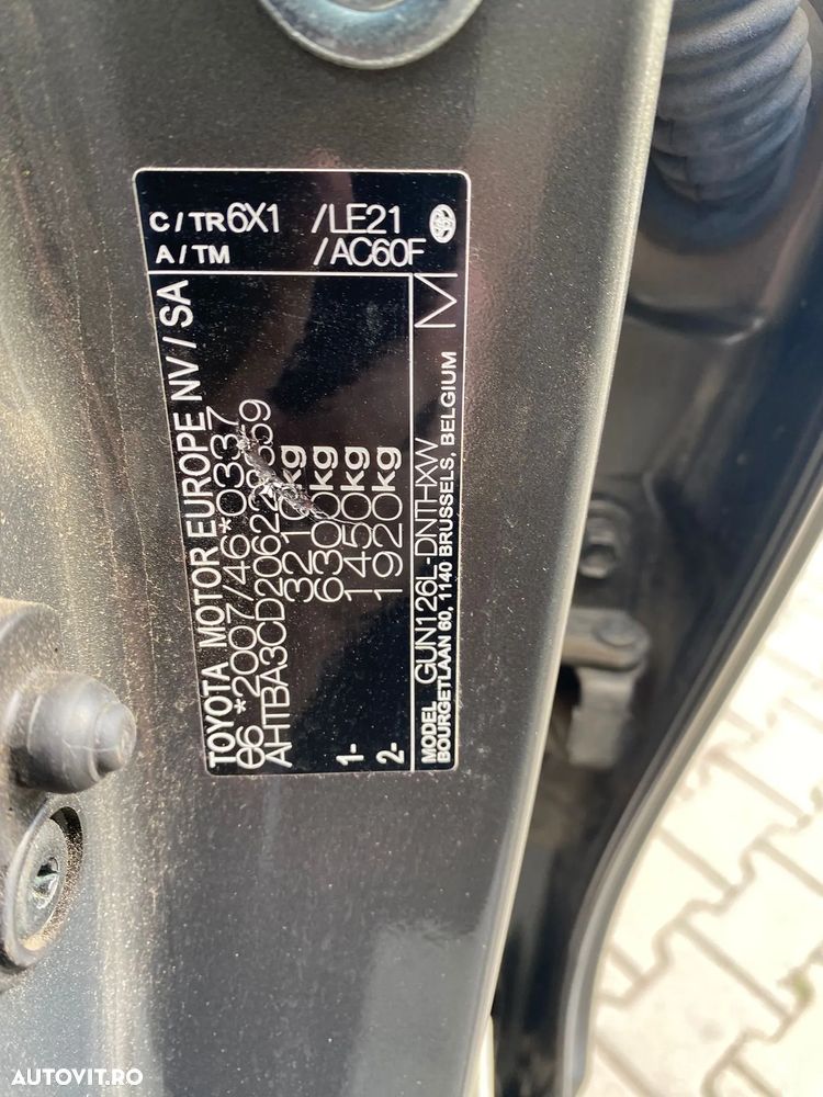 Toyota Hilux 2.8D 204CP 4x4 Double Cab AT Invincible - 19