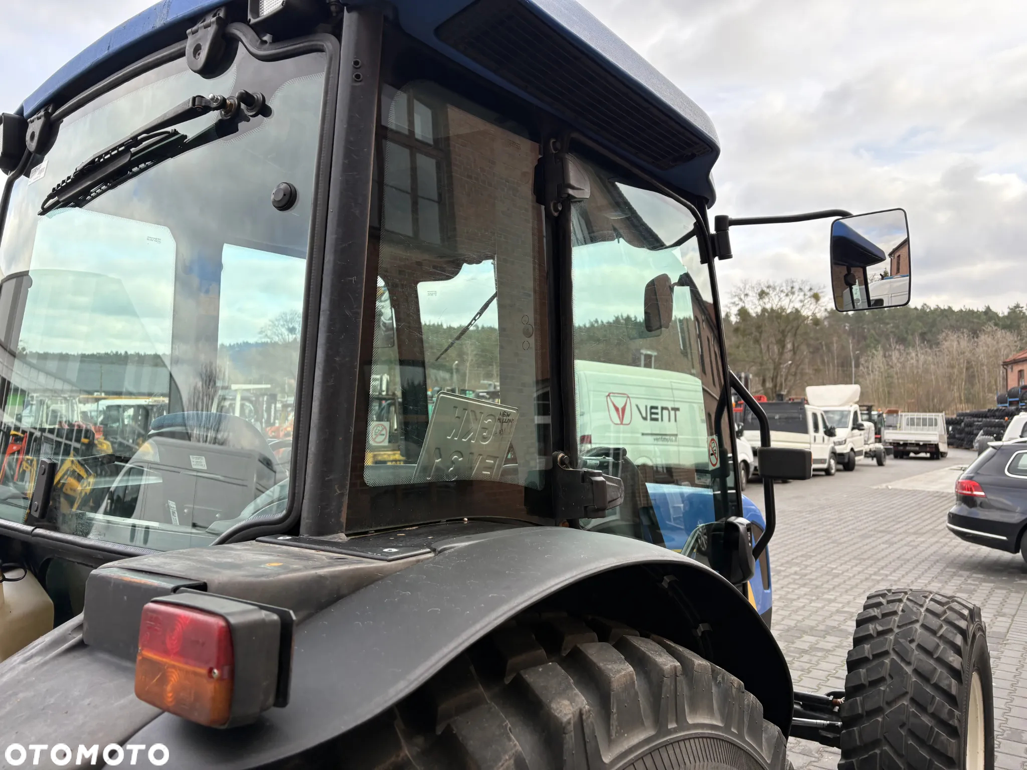 New Holland TN75SA - 18