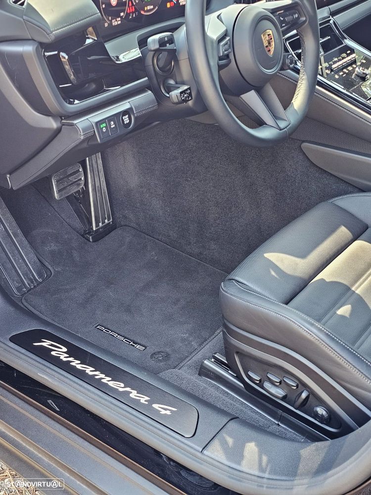 Porsche Panamera 4 E-Hybrid - 18