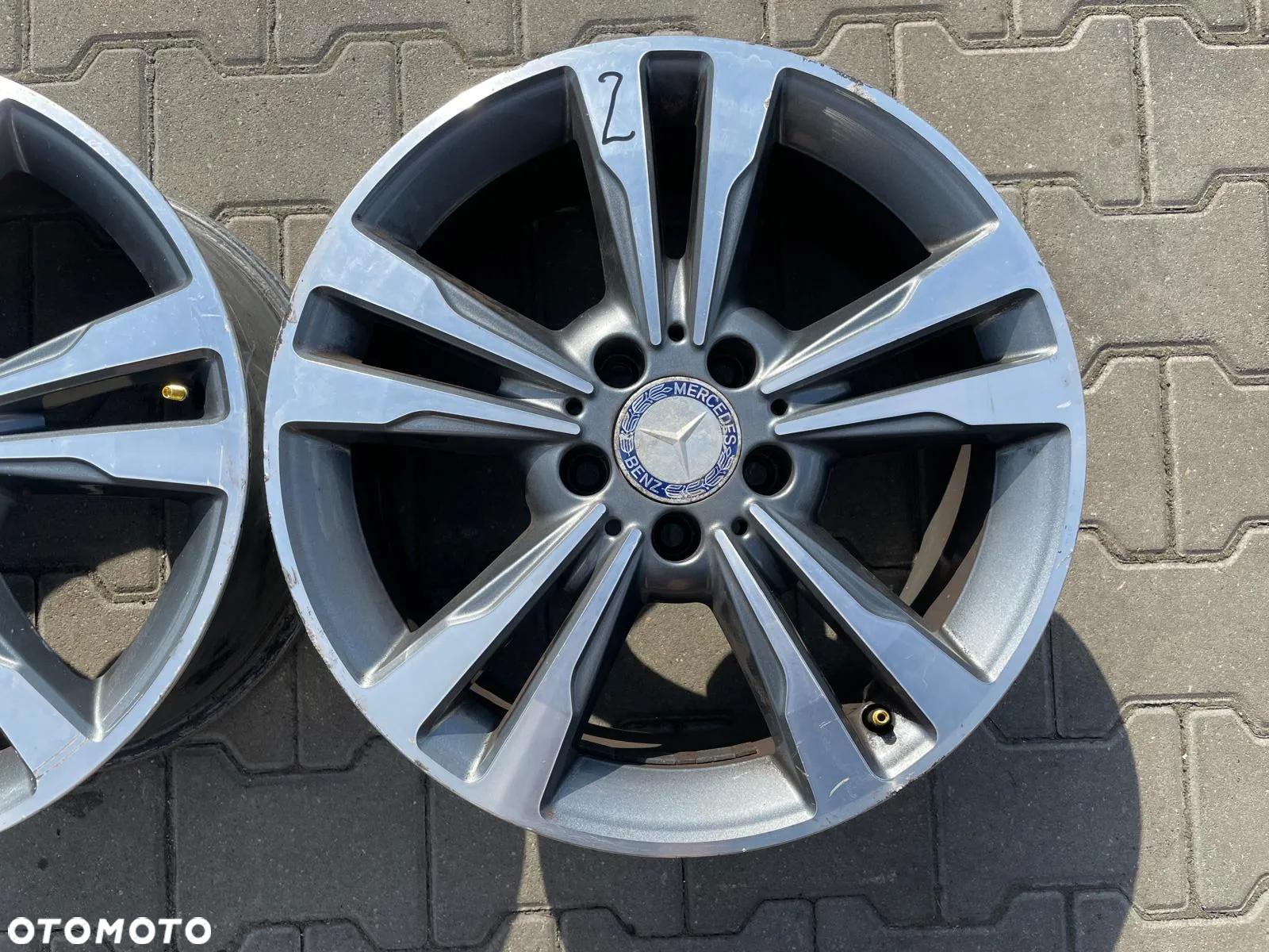 MERCEDES E W212 ALU FELGA 17x7.5J ET45 5x112 A2074010600 - 3