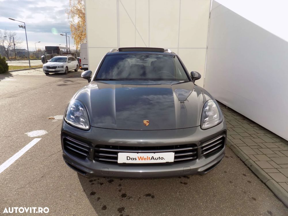 Porsche Cayenne Standard - 8