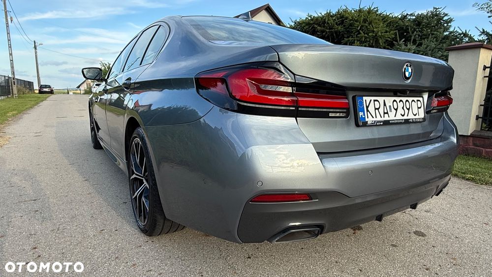 BMW Seria 5 520d MHEV M Sport sport - 12