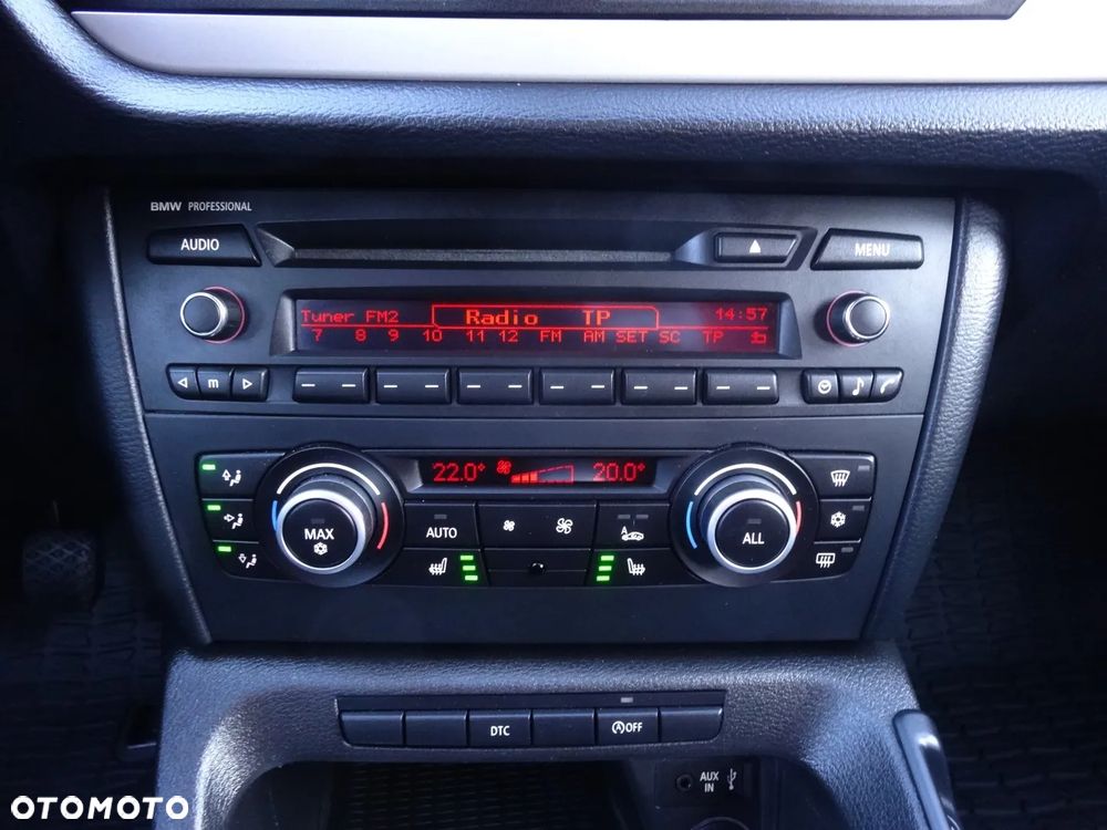 BMW X1 sDrive18d Sport Line - 26