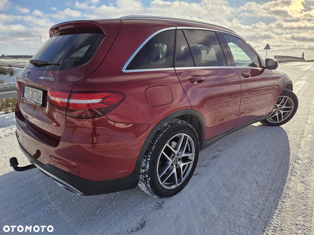 Mercedes-Benz GLC - 33