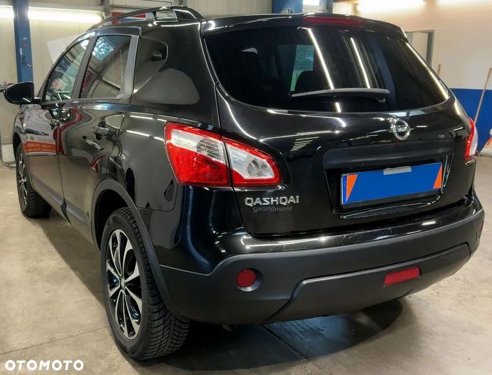 Nissan Qashqai 2.0 CVT 360 - 5