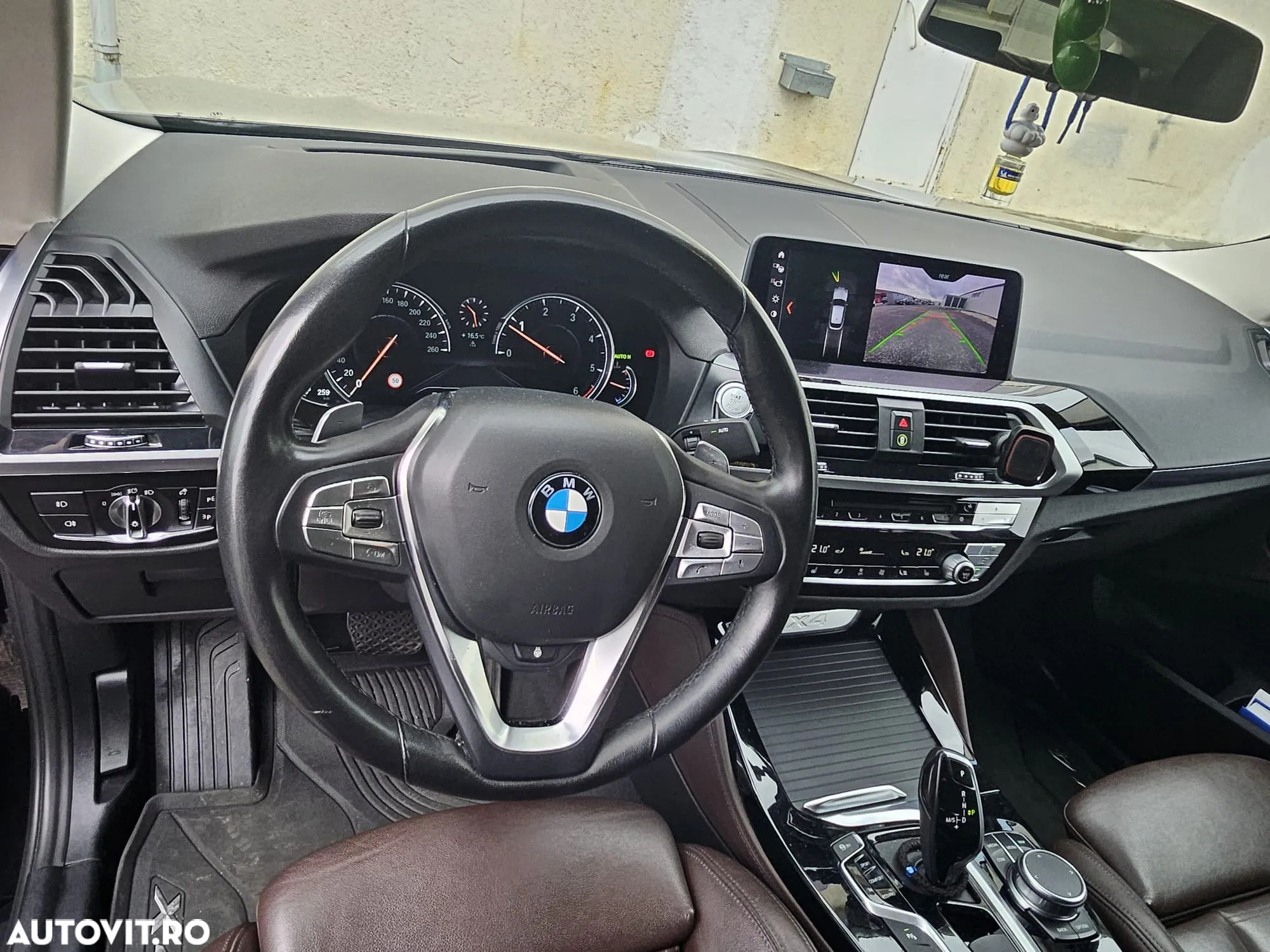 BMW X4 xDrive20d - 9