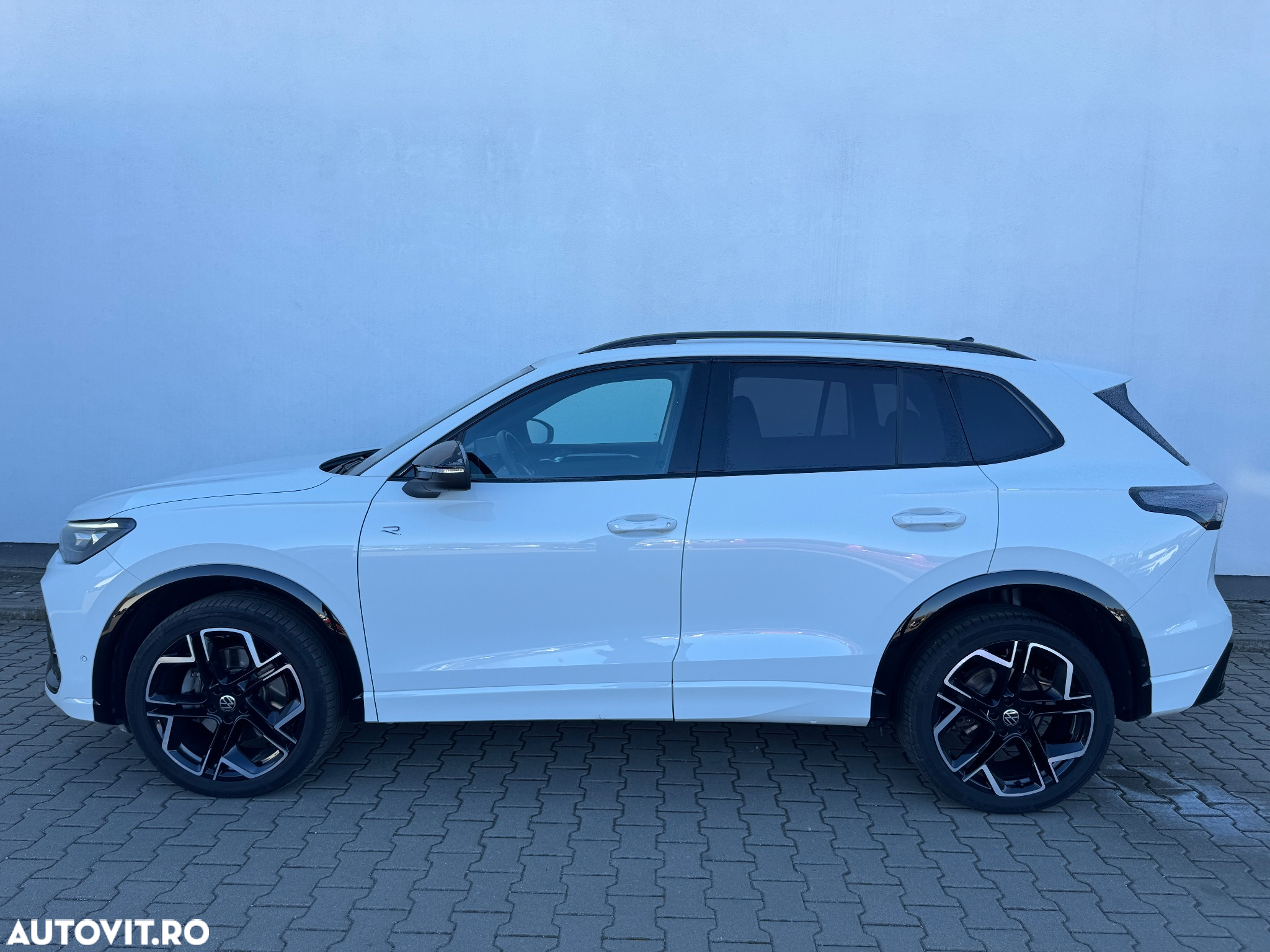 Volkswagen Tiguan 2.0 TDI DSG 4Motion R-Line - 3
