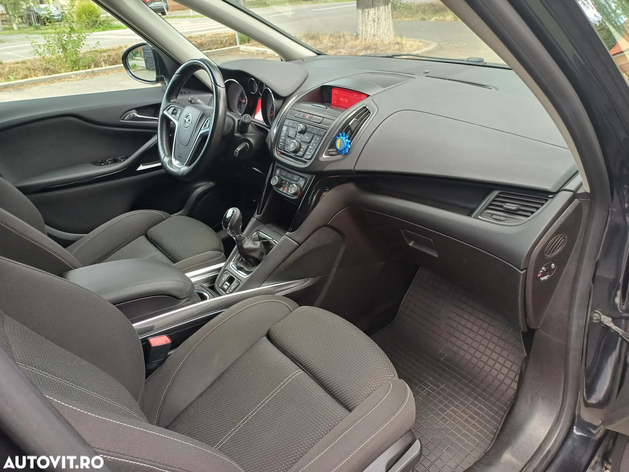 Opel Zafira Tourer 2.0 CDTI Active - 6