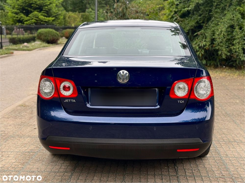 Volkswagen Jetta 1.9 TDI DPF Comfortline - 6