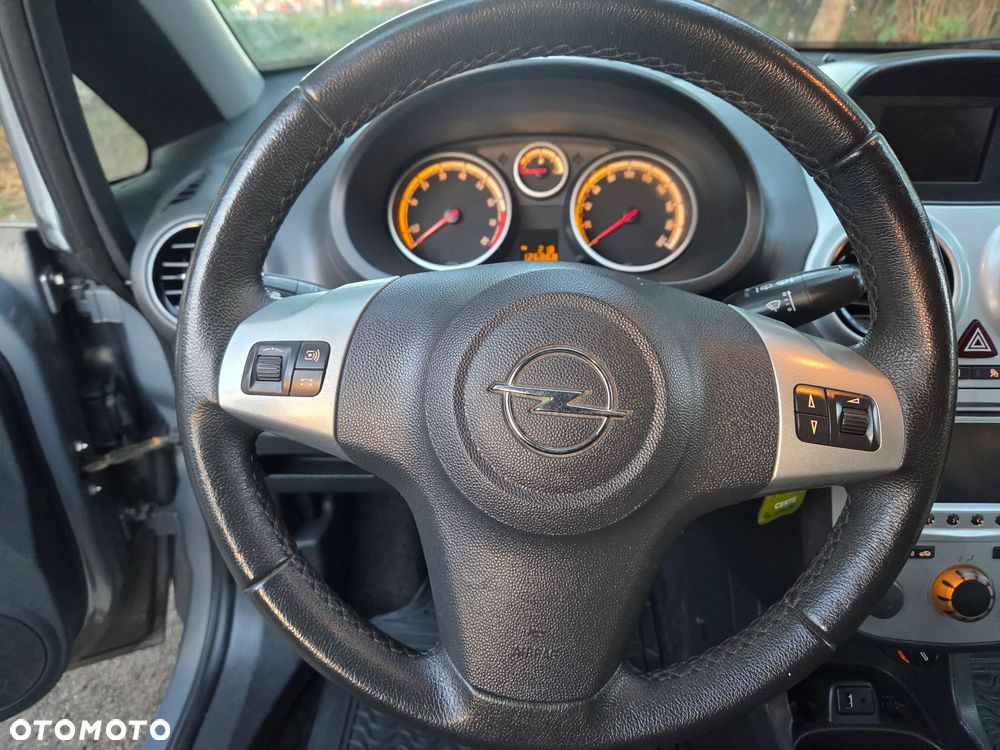 Opel Corsa 1.4 Essentia - 13