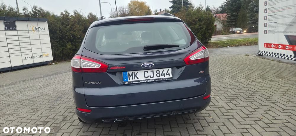 Ford Mondeo 2.0 TDCi Ghia - 12