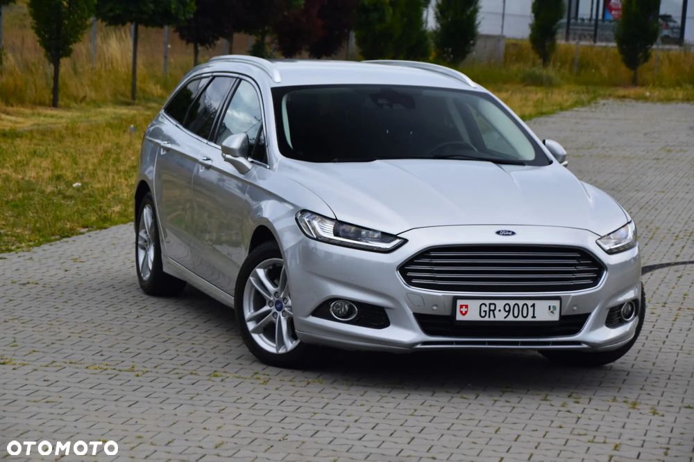 Ford Mondeo SW 2.0 TDCi ECOnetic Start-Stop Titanium - 38