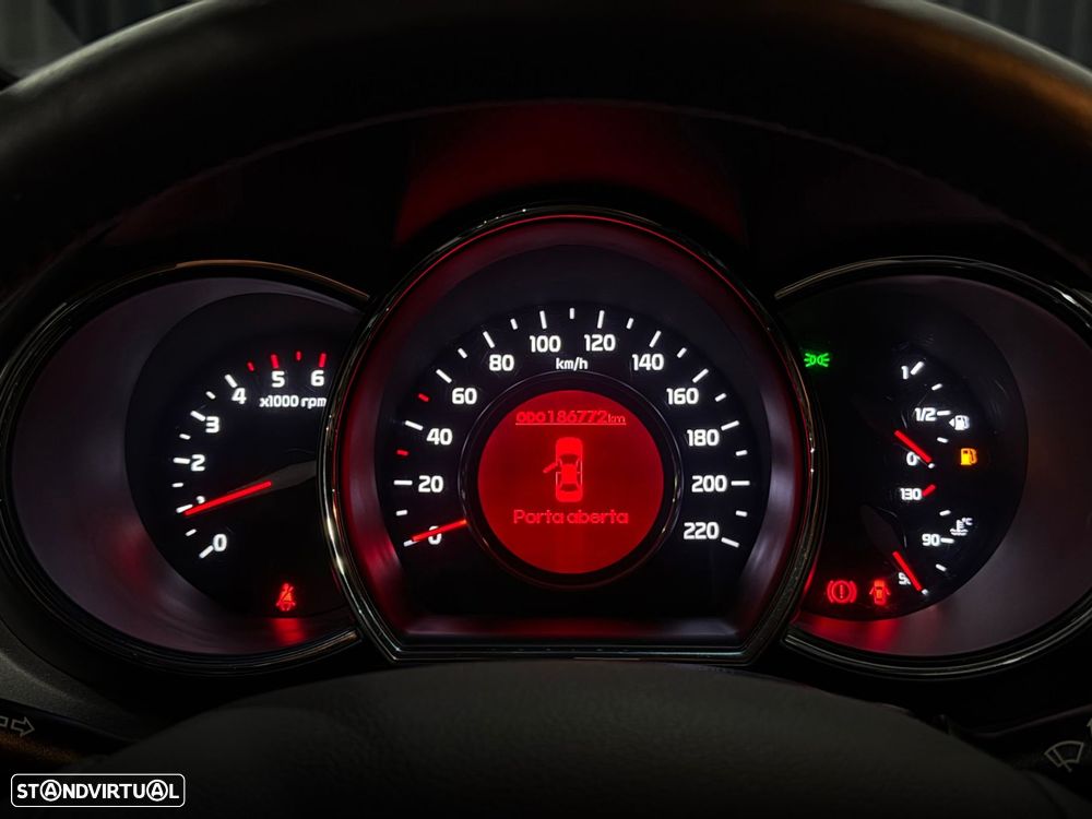 Kia Rio 1.4 CRDi EX - 18