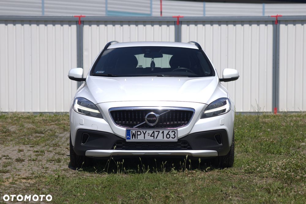 Volvo V40 Cross Country D3 Drive-E Ocean Race - 2